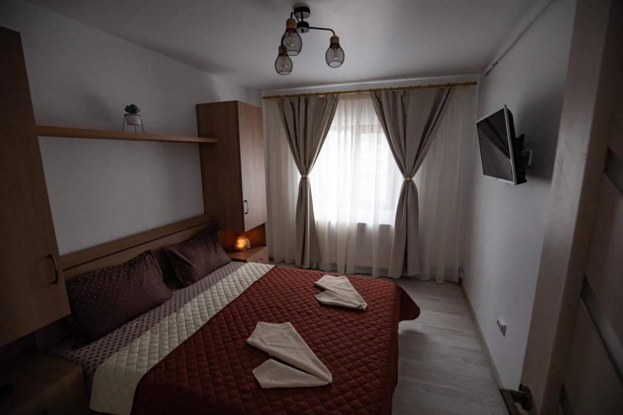 Apartament Natalia Tîrgu Ocna Extérieur photo